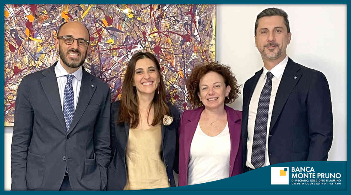 031025 NOI DONNE 01